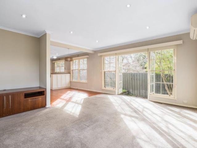 Spacious 4 Bedroom Family Home in the Heart of Highton
