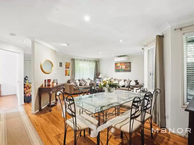 Spacious 4 Bedroom Family Home in the Sought After Matthew Pearce Catchment