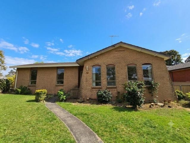 SPACIOUS 4 BEDROOM FAMILY HOME OPPOSITE RESERVE