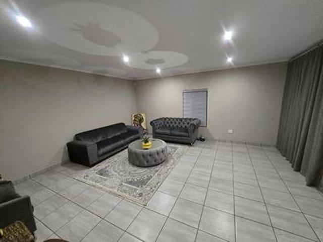 spacious 4 bedroom family home with.