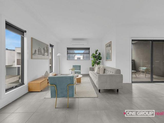 Spacious 4 Bedroom Family Home with Balcony – Doreen!
