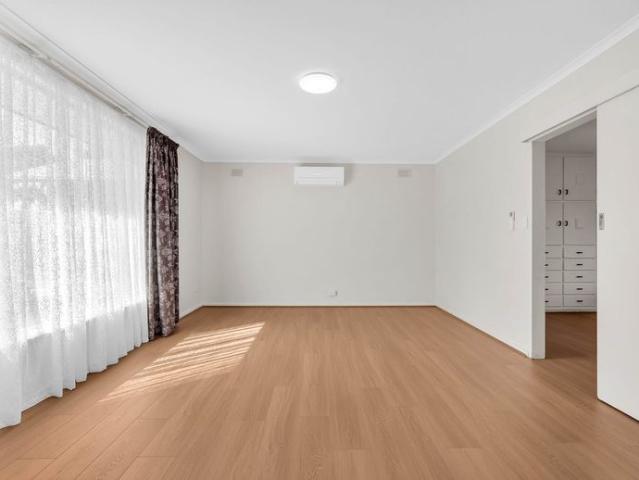Spacious 4 Bedroom Family Home with Great Outdoor Living