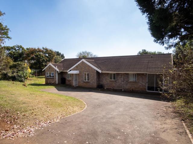 Spacious 4 Bedroom Family Home with Home Office in Merrivale Heights