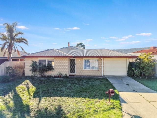 Spacious 4 Bedroom Family Home with Large Backyard