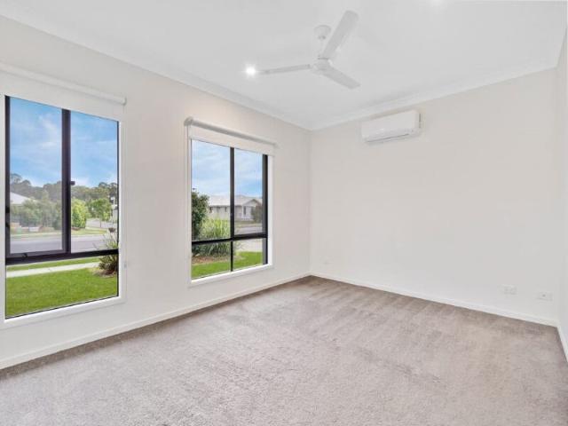 Spacious 4 Bedroom Family Home with Media Room in Ormeau