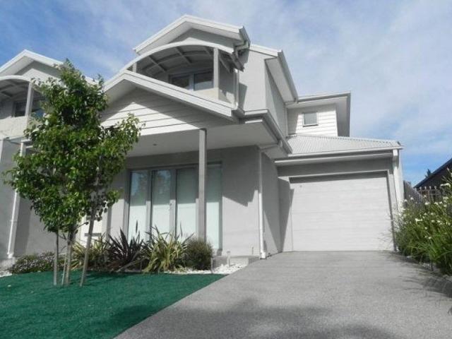 Spacious 4 Bedroom Family Home with Single Garage in Prime Spotswood Location