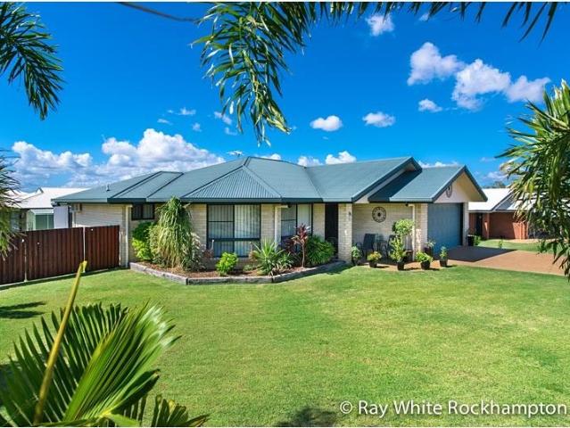Spacious 4 Bedroom Family Home with Side Access