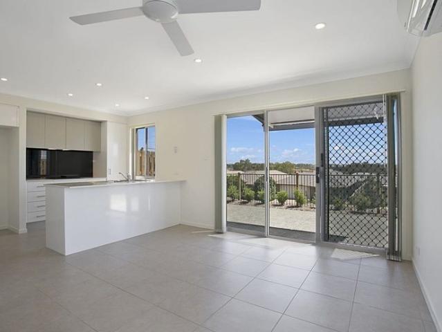 Spacious 4 Bedroom Family Rental in Sought After Griffin