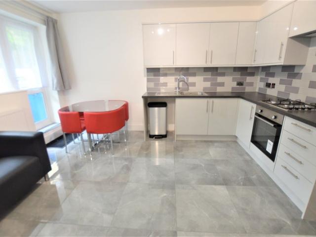 Spacious 4 Bedroom Flat to Rent | Prime Euston