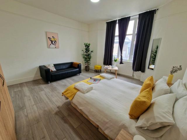 Spacious 4 Bedroom Flat Opposite Edgware Road St
