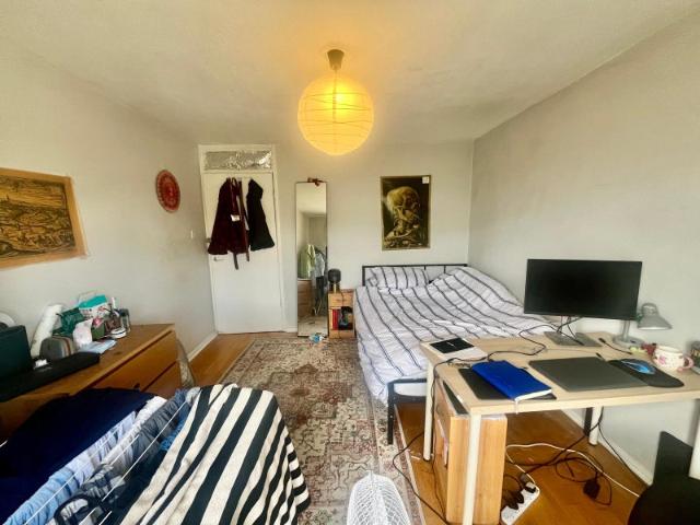 Spacious 4 Bedroom Flat | Prime Hungerford ✨