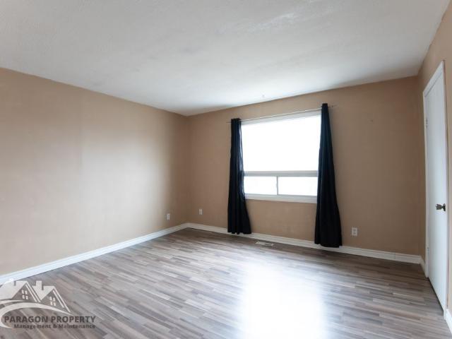 Spacious 4 Bedroom Full Home for Rent in Chatham – 286 McNaughton Ave