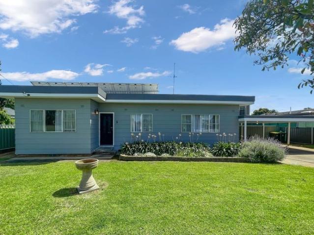 Spacious 4 Bedroom Home!