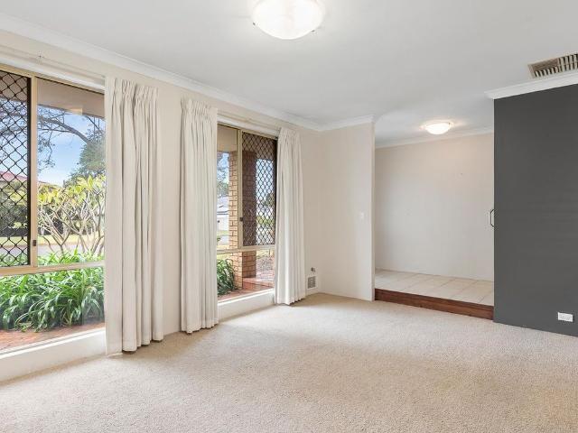 Spacious 4 Bedroom Home with Large Patio & Double Garage