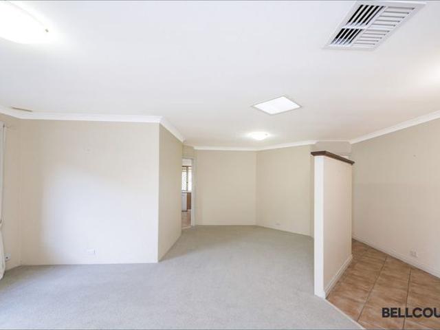 Spacious 4 Bedroom Home with Pool in Leeming