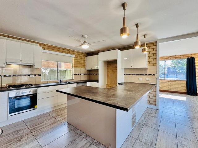 Spacious 4 Bedroom Home with Pool, Shed & Caravan Carport