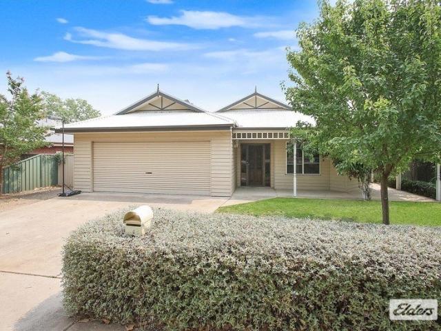 Spacious 4 Bedroom Home Available for a 6 Month Lease
