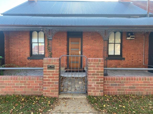 Spacious 4 Bedroom Home in a Convenient Central Location