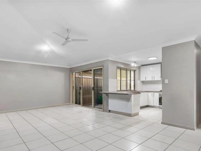 Spacious 4 Bedroom Home in a Peaceful Forest Lake