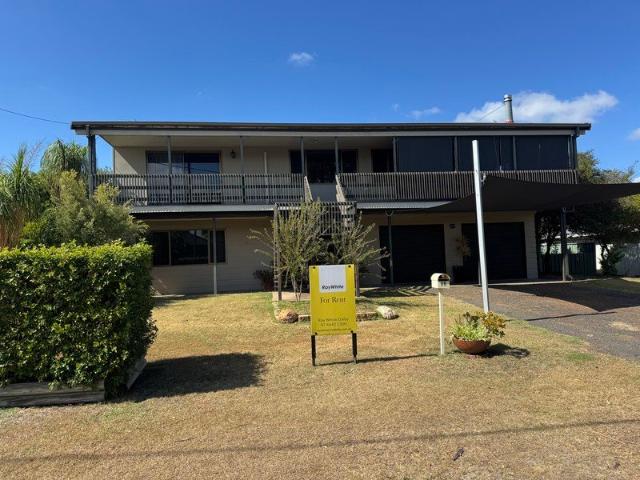 Spacious 4 Bedroom Home in a Quiet Neighbourhood