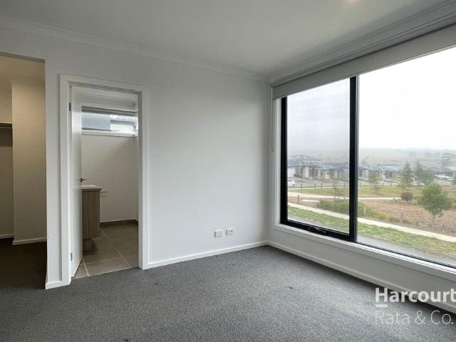 Spacious 4 Bedroom Home in Beveridge