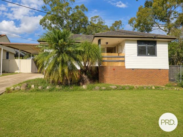Spacious 4 Bedroom Home in Busby!