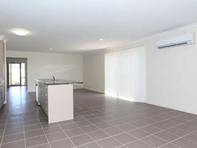 Spacious 4 Bedroom Home in Prime North Lakes Location