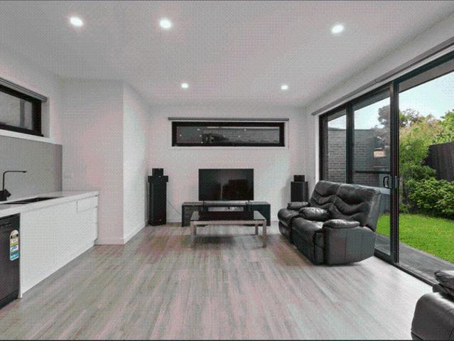 Spacious 4 Bedroom Home in Prime Preston Location!