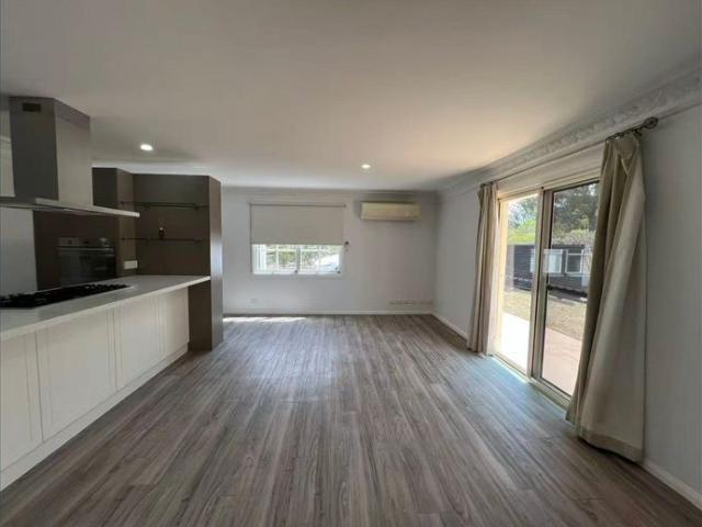 Spacious 4 Bedroom Home in St Lucia's Highly Sought After Education Precinct