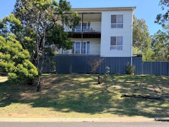 Spacious 4 Bedroom Home Located in Long Beach