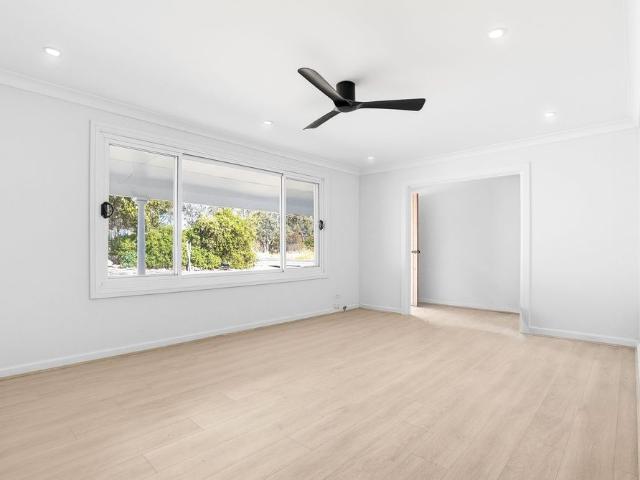 Spacious 4 Bedroom Home Near Westmead Hospital & Train Station
