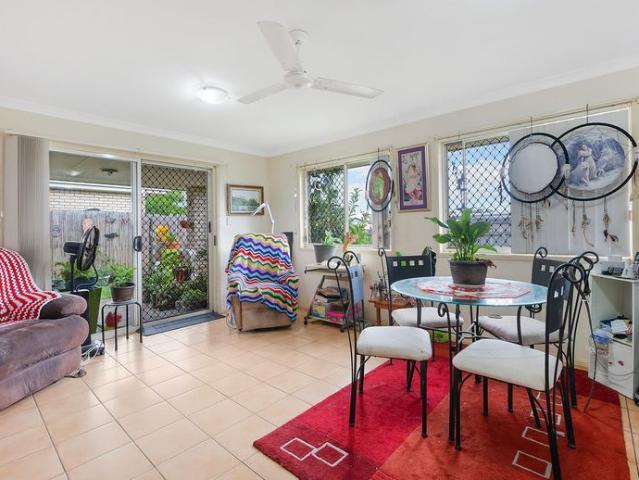 Spacious 4 Bedroom Home on Corner Block!