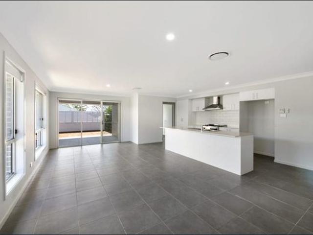 Spacious 4 Bedroom Home plus theatre room