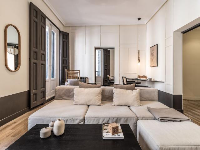 Spacious 4 Bedroom Mountain Inspired Apartment with 8 Balconies and Modern Design, Madrid Amsterdam Apartments for Rent