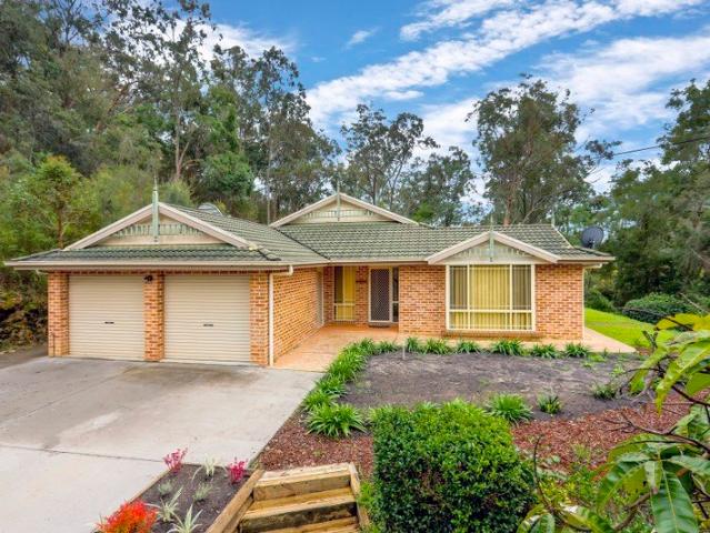 Spacious 4 Bedroom + Study Home With Breathtaking Views