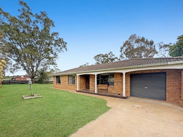 Spacious 4 Bedroom Rental Home with Modern Amenities and Large Yard
