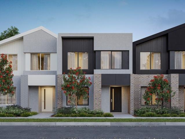 Spacious 4 Bedroom Townhome Opposite Parkland