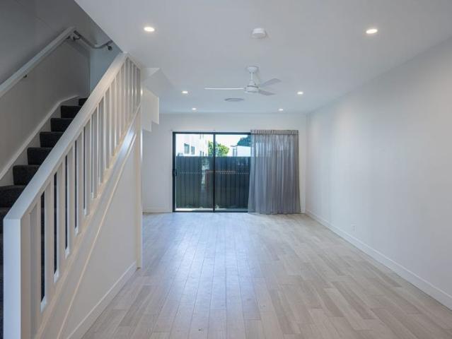 Spacious 4 Bedroom Townhouse in Arbor Park