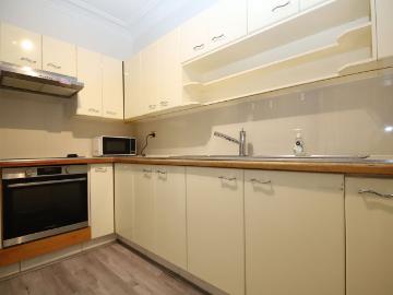 Spacious 4 Bedroom Townhouse in Prime Bankstown Location