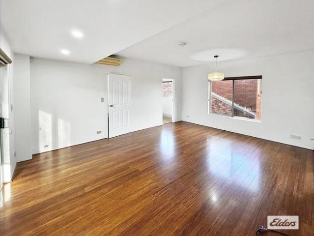HOLDING DEPOSIT RECEIVED!