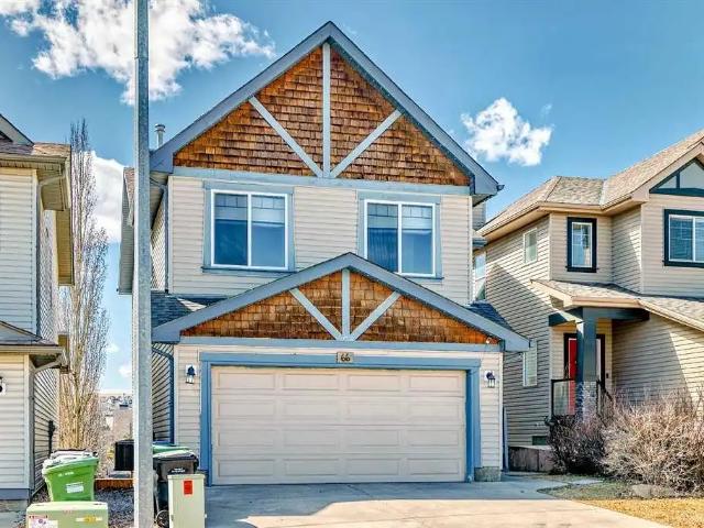 Spacious 4 Bedroom Upper Floor in Evanston NW | 2.5 Baths + Huge Backyard