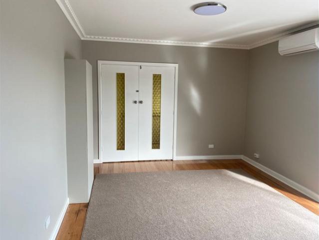 SPACIOUS 4 BEDROOMS CLOSE TO CBD