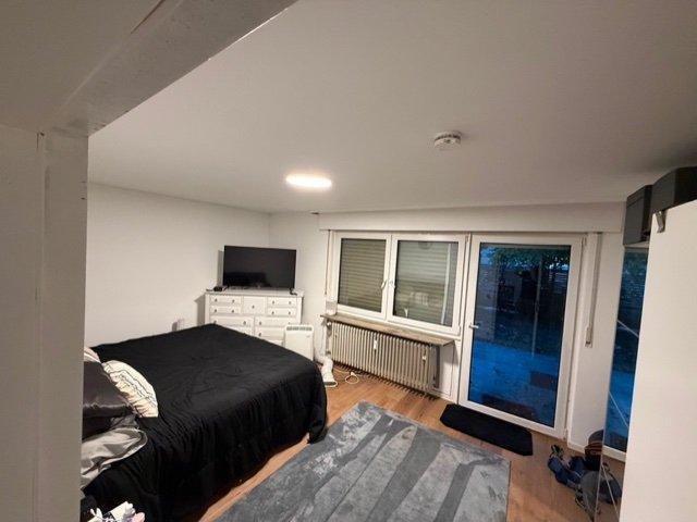 Spacious 4 room Apartment near Kelley Barracks