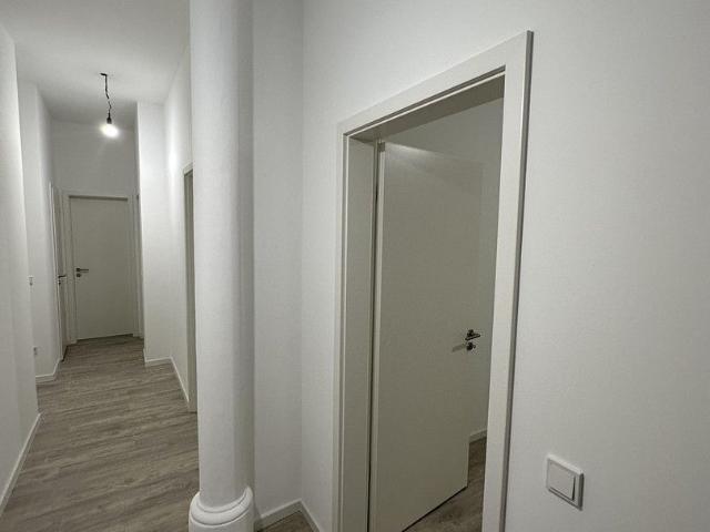 Spacious 4 Room Apartment with Eat in Kitchen & Guest WC in Mannhei