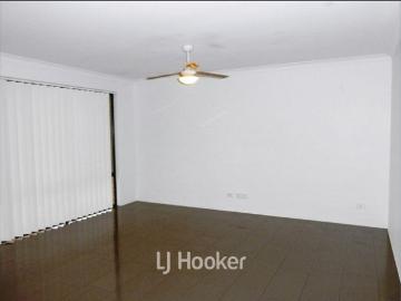 Spacious 4 x 2 Family Home in Sought After Glen Iris