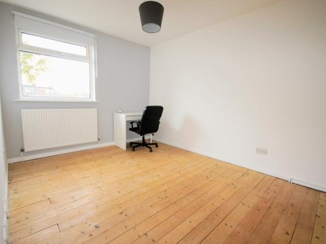 ⭐ Spacious 4Bed House with Lovely Garden & Patio☀️