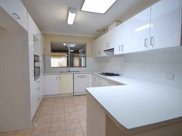 SPACIOUS 4x2x2 FAMILY HOME IN GREAT LOCATION