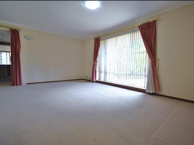 SPACIOUS 4x2x2 FAMILY HOME IN GREAT LOCATION