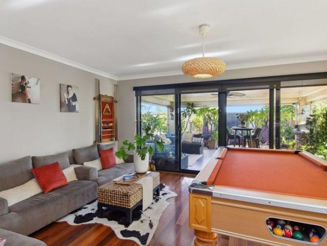 Spacious 4x2 Family Home with Stunning Backyard & Spa