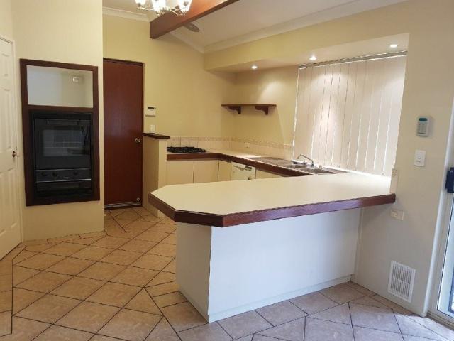 Spacious 4x2 Family Home + Theater in Canning Vale!